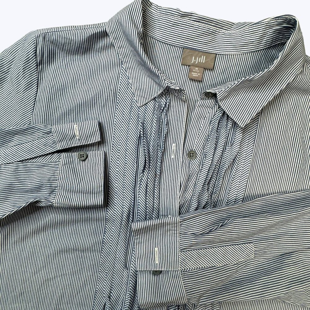 J. Jill Medium Petite Long Sleeve Button Front Pin Stripe